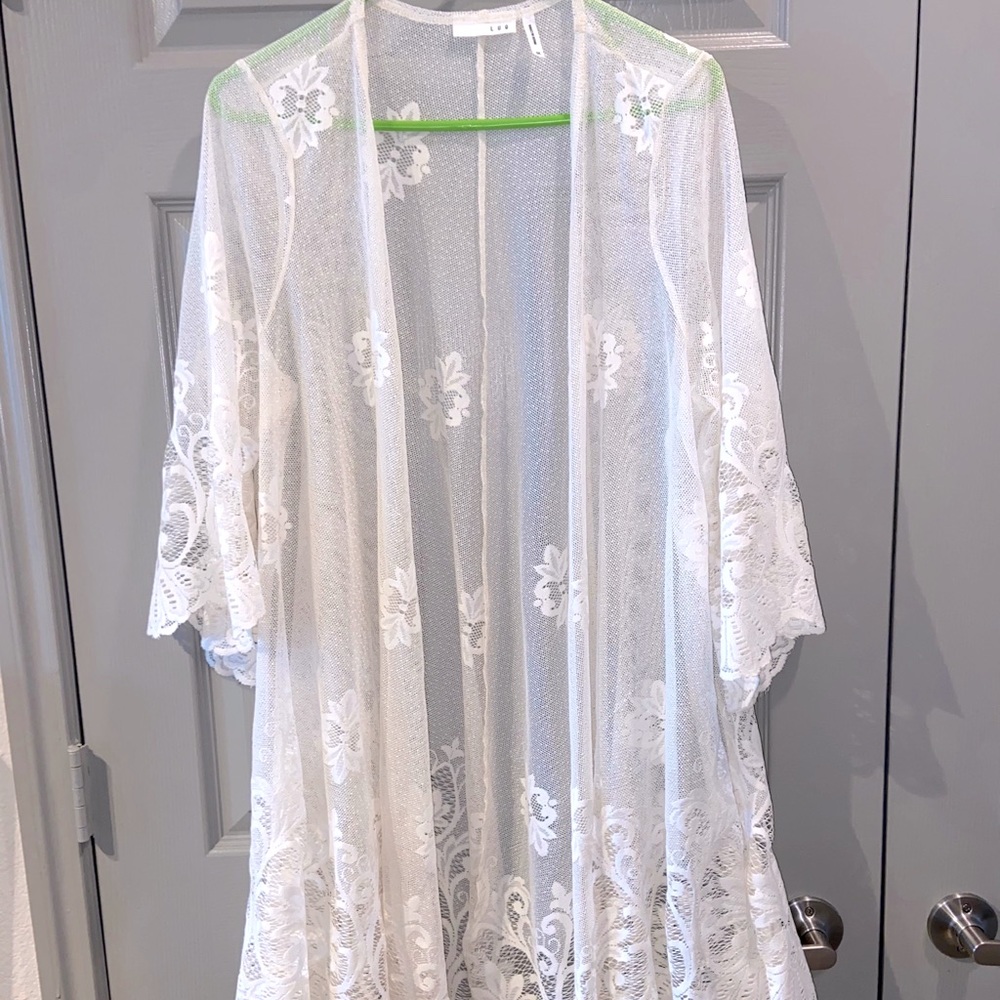 LUQ Logan Embroidered Kimono